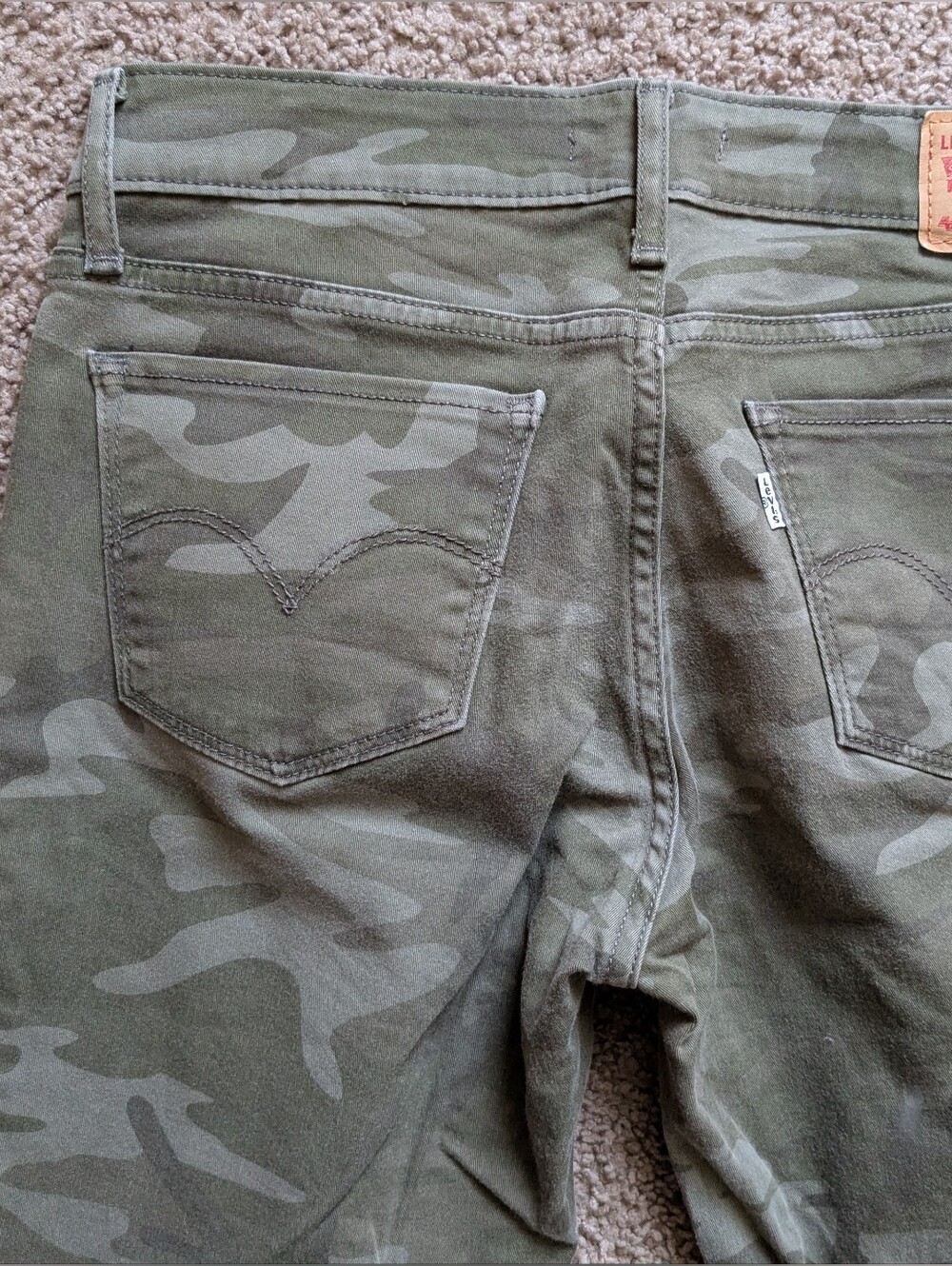 Levi's 711 Skinny Camo Jeans - Picture 5 of 10